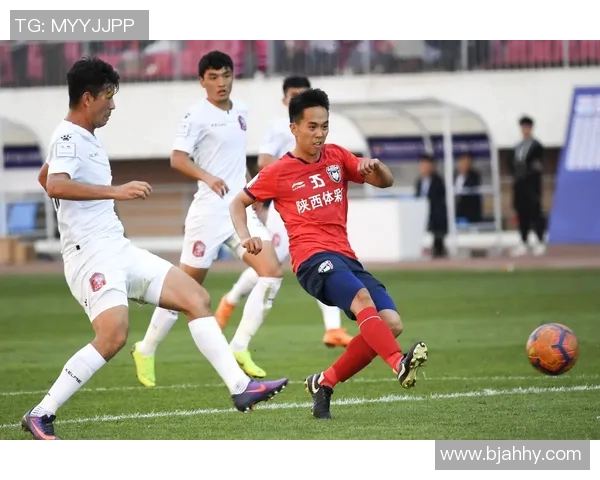 大秦之水与上海申鑫的激烈对决展现足球魅力与团队精神的巅峰较量